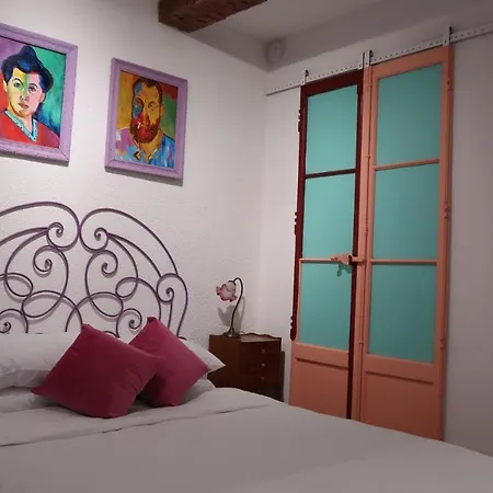 Apartment Matisse In Centre Near W/ Balcony, Ac Collioure